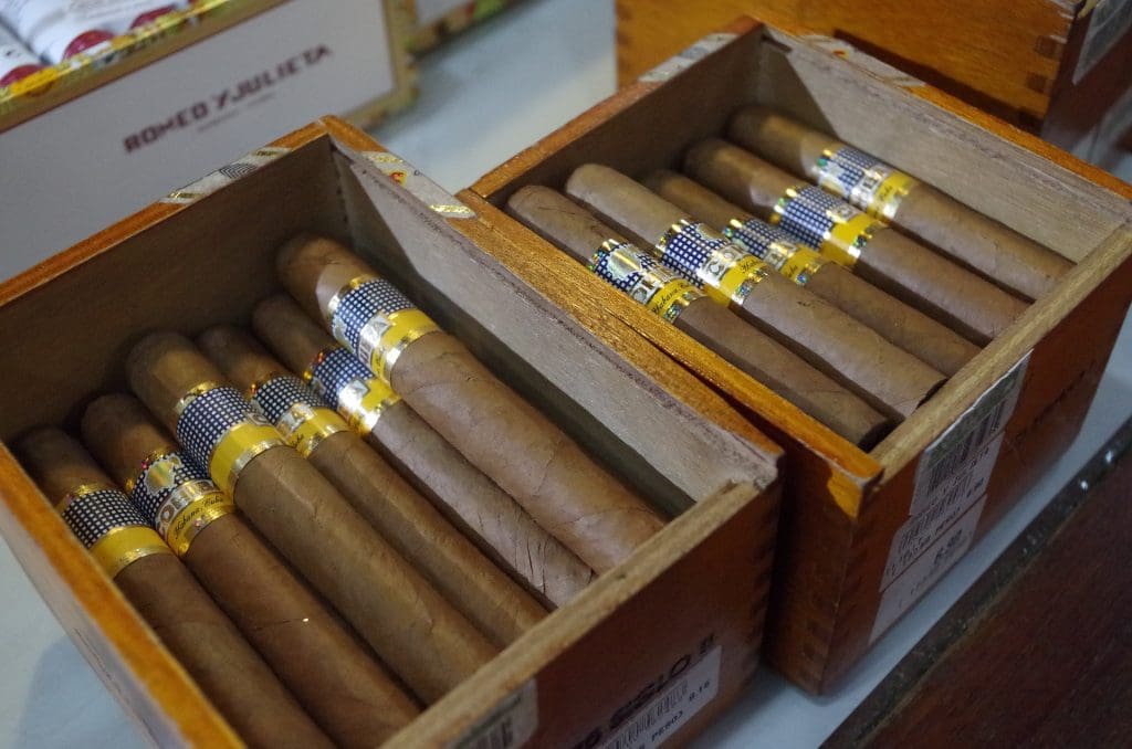 Havana cigars 1024x678 - Arturo Fuente Hemingway Signature Cigar Review