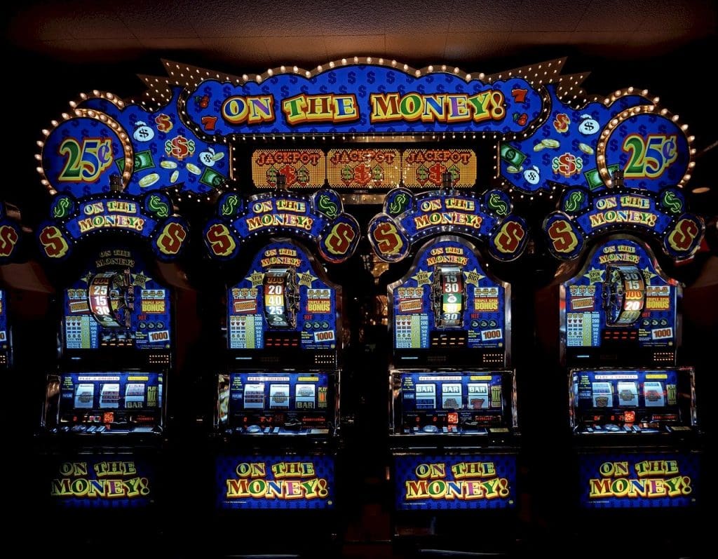 machine 3787007 1280 1024x797 - Better Bonuses for Players as Online Casino Market Grows