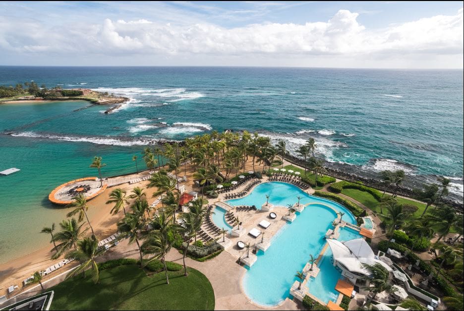 Pool Beach Atlamtic Capture - Caribe Hilton is Puerto Rico's newest icon of hospitality
