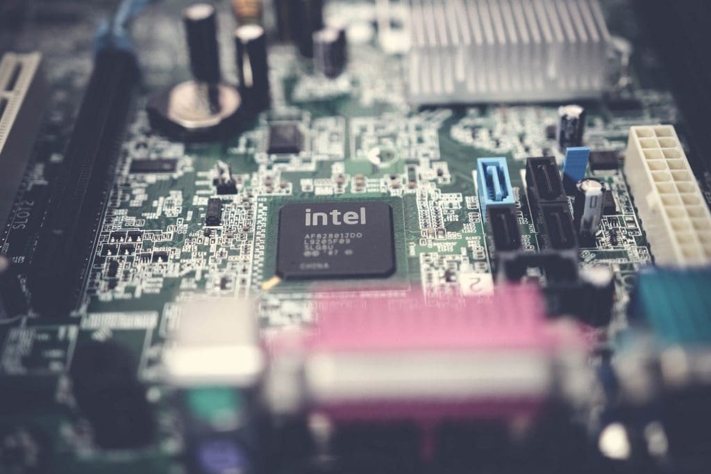 intel processor 1024x682 - Top 10 Best Laptops Under $600 of 2019