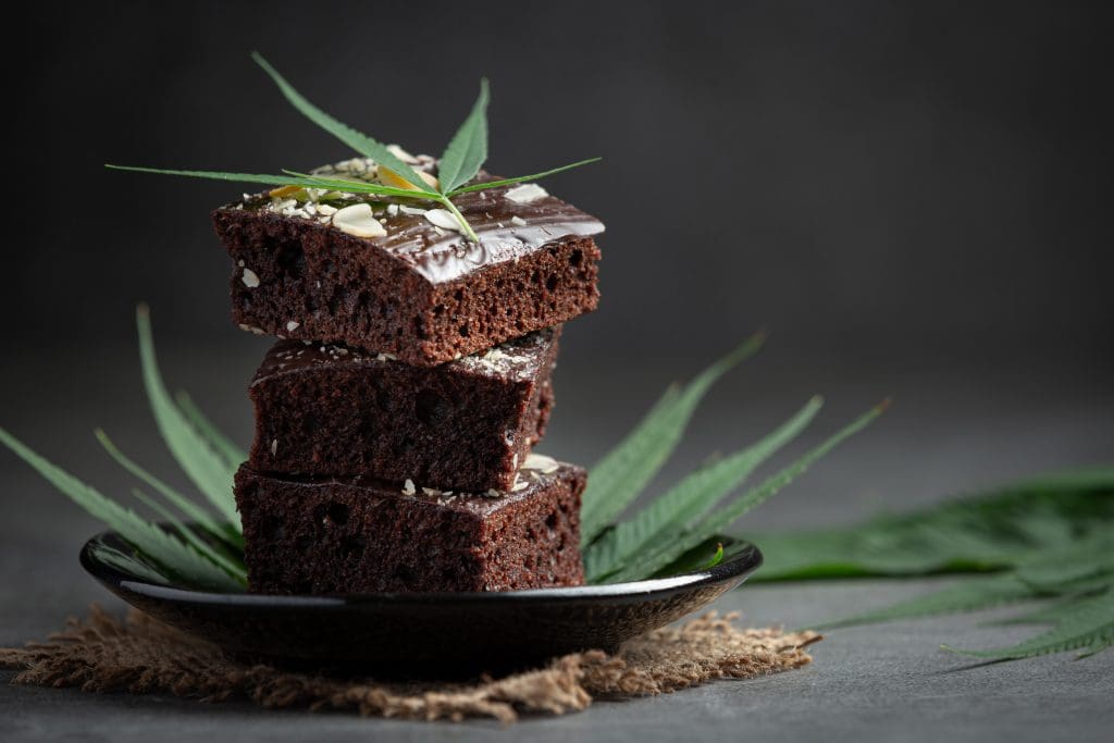 cannabis brownies and cannabis leaves put on black plate 1024x683 - Healthiest Options to Smoking Cannabis