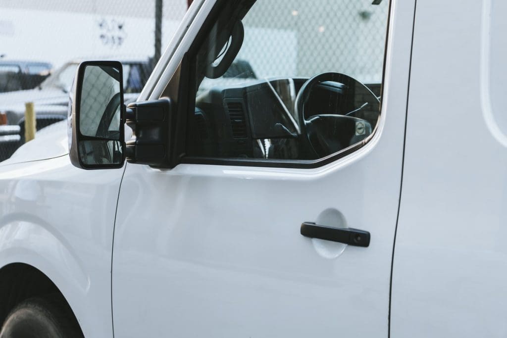 image from rawpixel id 1221307 jpeg 1024x683 - Why Leasing Vans Is A Smart Business Move