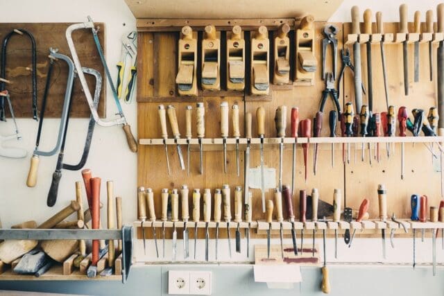 How to Set Up the Perfect Home Workshop
