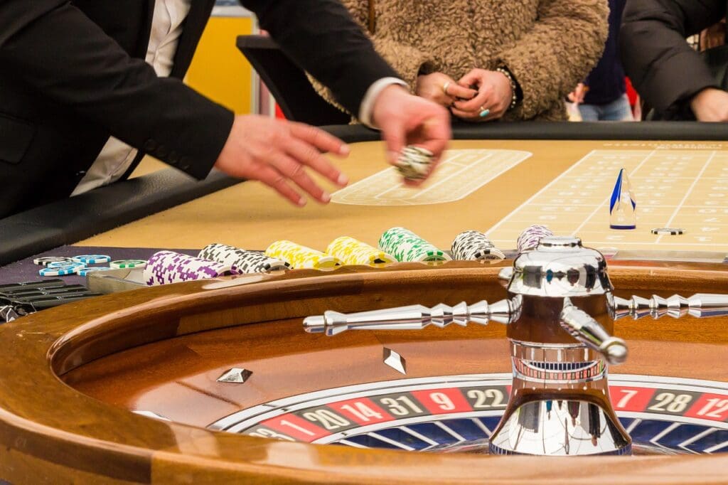 Live roulette table