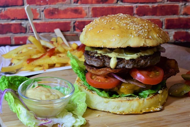 start-ups Burger and fries virtual restaurant