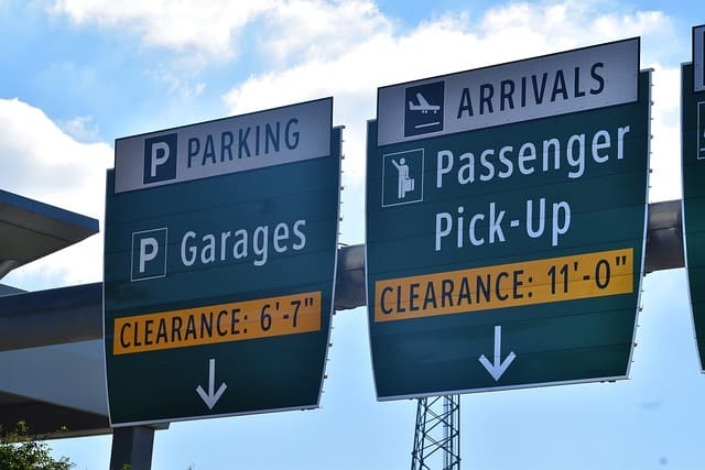 How to Book Airport Parking in Houston