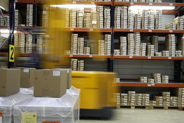 How to Improve Warehouse Packaging