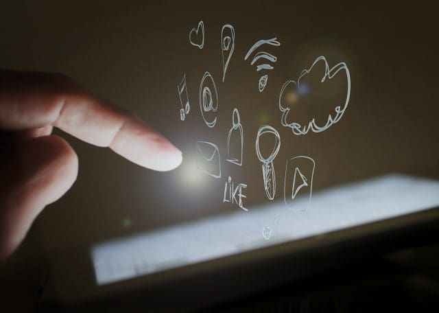 touch-screen-1023966_1280