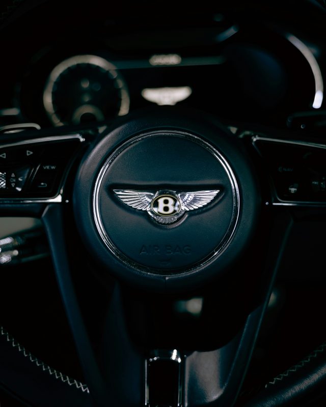 Renting Luxury Cars Renting Luxury Cars
